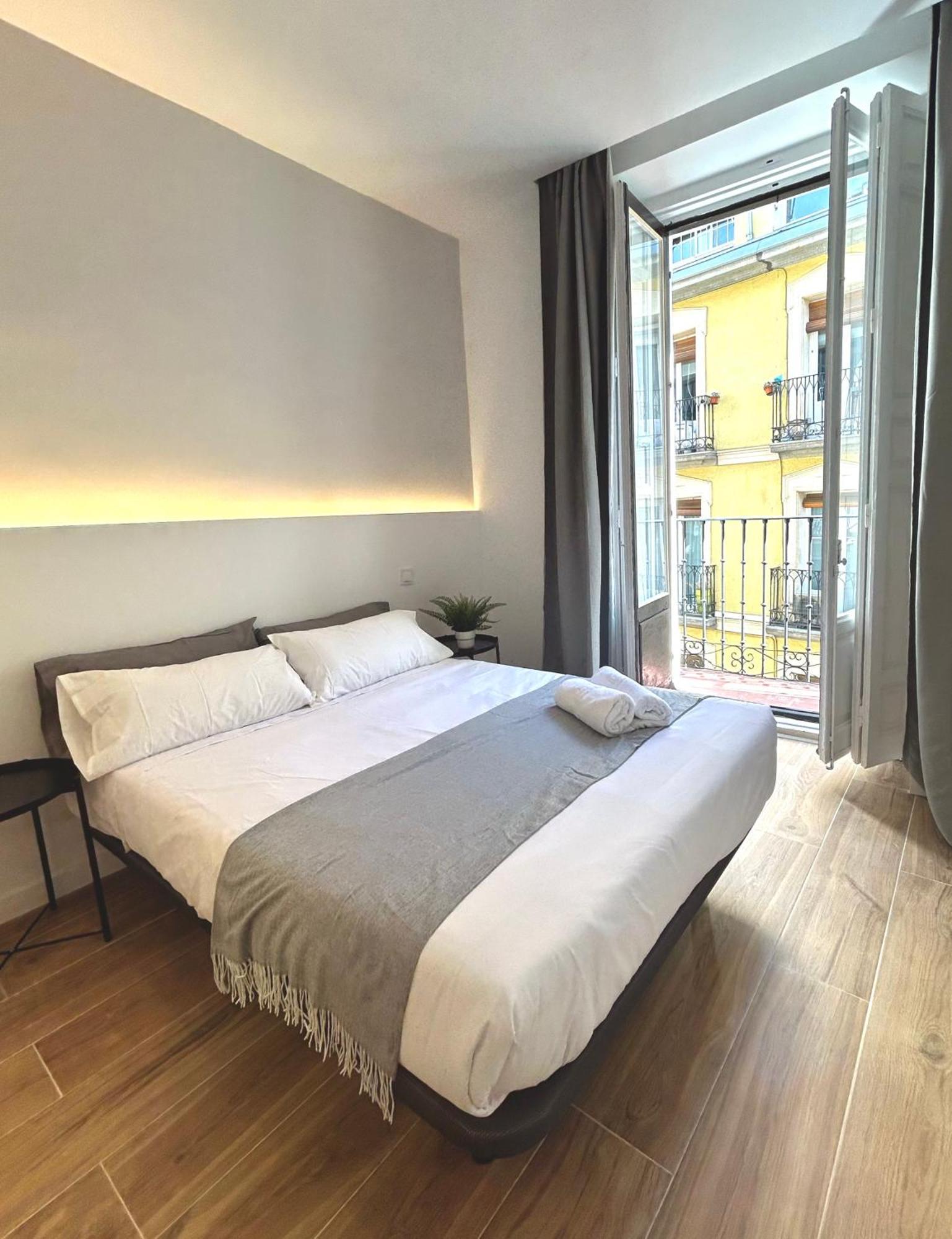 Casa De Huespedes San Andres Hotel Madrid Buitenkant foto
