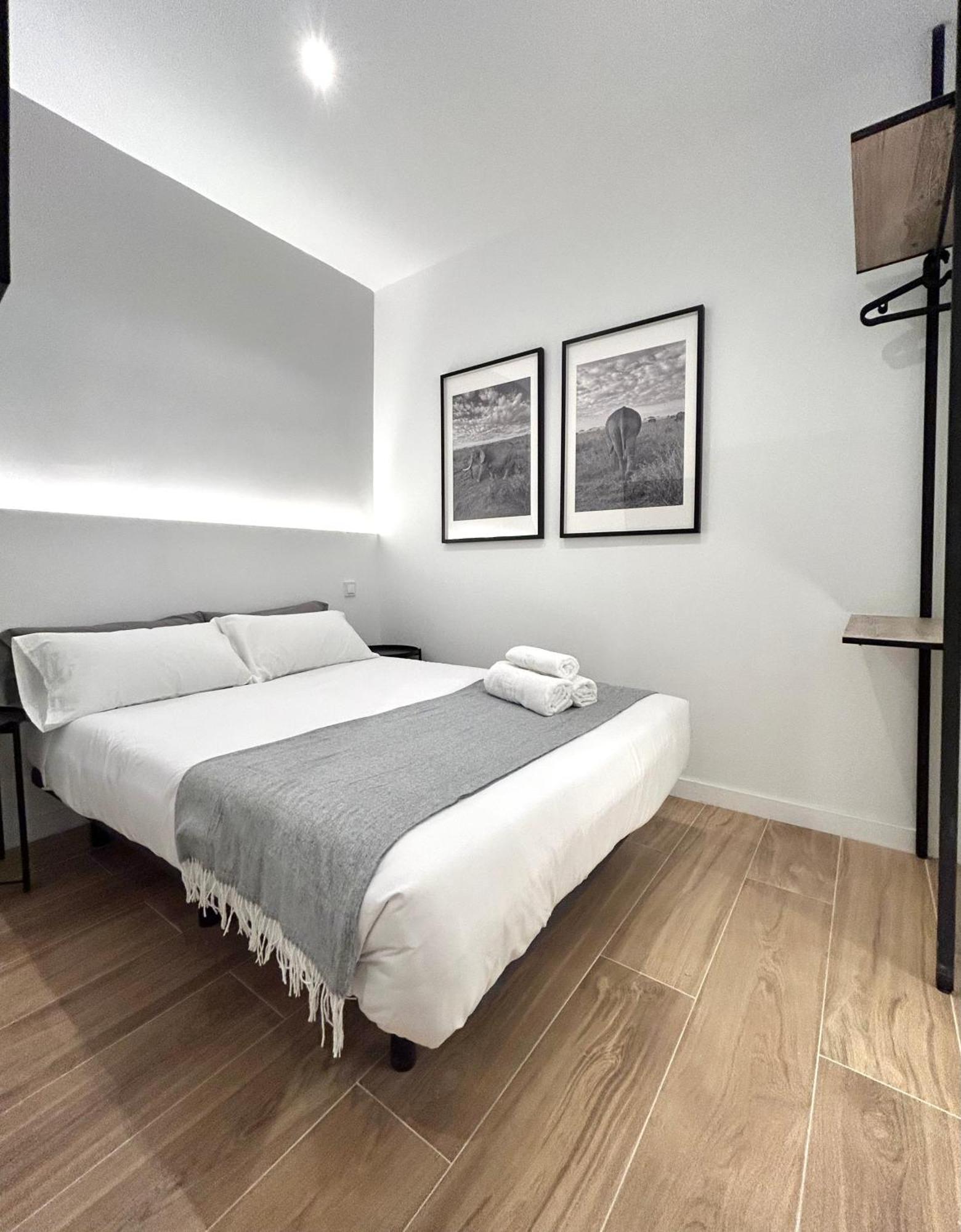 Casa De Huespedes San Andres Hotel Madrid Buitenkant foto